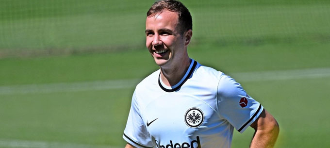 Kembali ke performa terbaiknya sejak bermain untuk Eintracht Frankfurt, pahlawan Jerman pada final Piala Dunia 2014 Mario Gotze terpilih masuk skuad Der Panzer untuk Piala Dunia 2022 di Qatar.